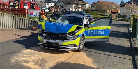 Ohne Führerschein aber mit Drogen Polizeiauto gerammt FFH de