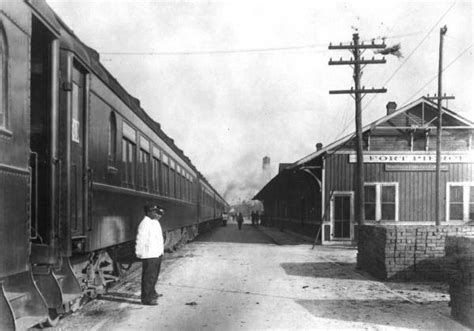 Fort Pierce Train Station · Central Florida Railroad Depots · Riches