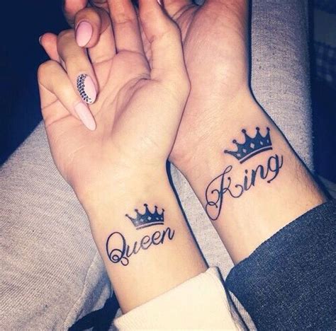 30 idées de tatouages pour les couples Tatouage couple Idées de