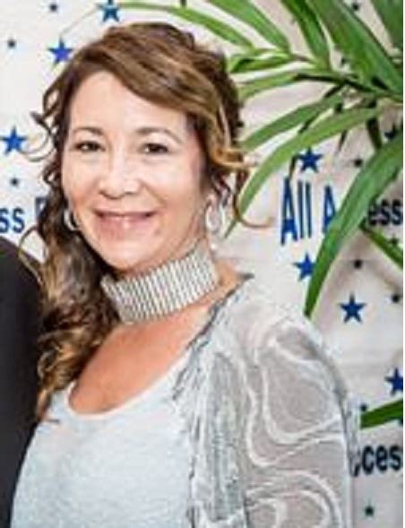 Tina Mahina Meet Third Or Current Wife Of American Actor Barry Williams