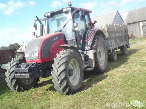 Fotografia Ciagnik Valtra N Galeria Rolnicza Agrofoto