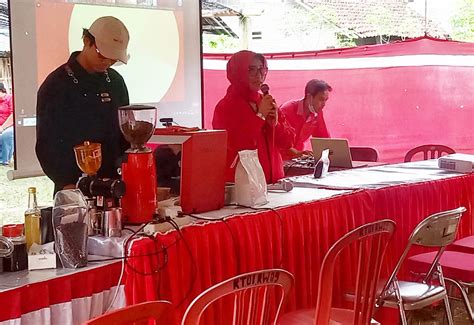 DPC PDIP Kabupaten Blitar Ikuti Festival Kopi Tanah Air Se Indonesia