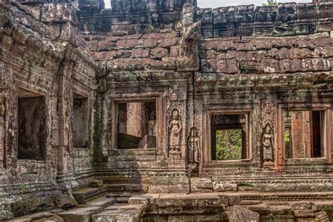 Discovered in the Midst of the Cambodian Jungle the Angkor Complex Stock Image - Image of ...