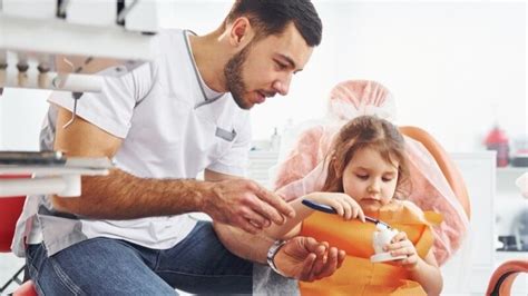 Como Puede Ayudar Un Odontopediatra A La Salud Dental De Tu Hijo