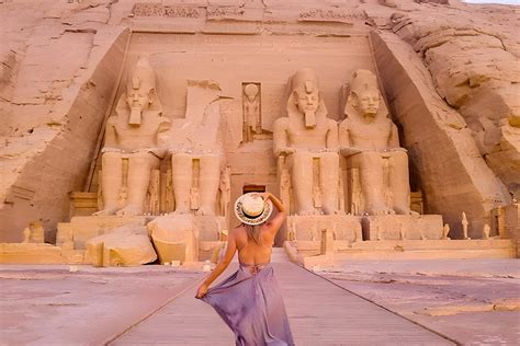 Abu Simbel Co Musíš Vidět