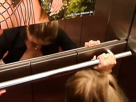 Elevator Porn Videos Public Sex In The Lift Xhamster