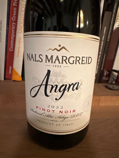 Kellerei Nals Margreid Pinot Noir Angra Italy Trentino Alto