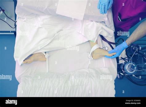 Dialysis Patient Hi Res Stock Photography And Images Alamy