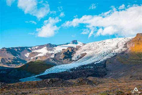 Hike Falljökull Glacier at Vatnajökull | Adventures.com