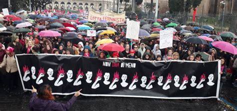 Violenza Sulle Donne Corteo Non Una Di Meno Roma In Mila Tra