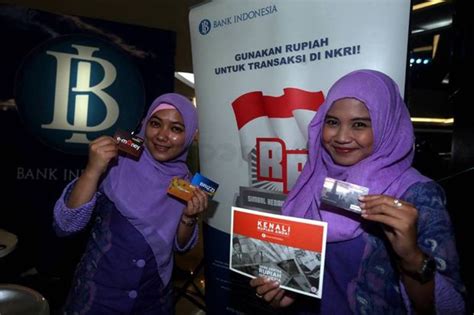 Intip Data Nasabah Bank