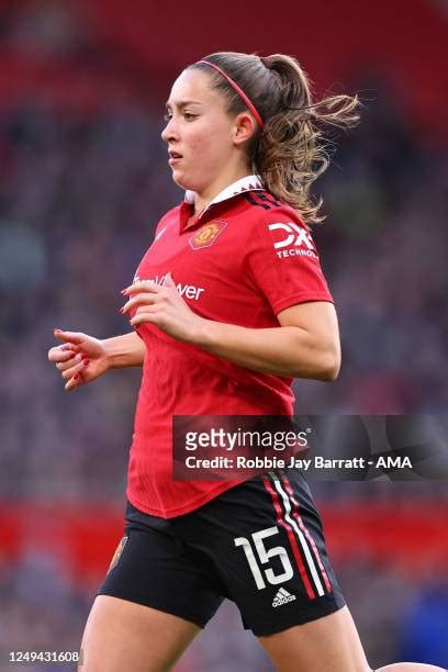 Hot Sexy Maya Le Tissier Bikini Pics