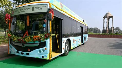 Minister Puri Flags Off India S 1st Green Hydrogen Bus