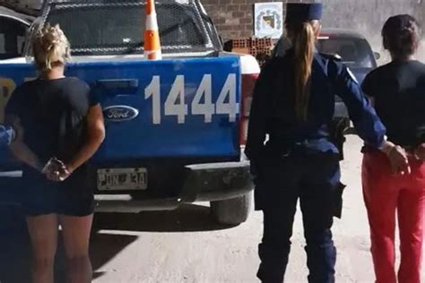 Extorsi N En Flagrancia Detuvieron A Dos Mujeres Acusadas De