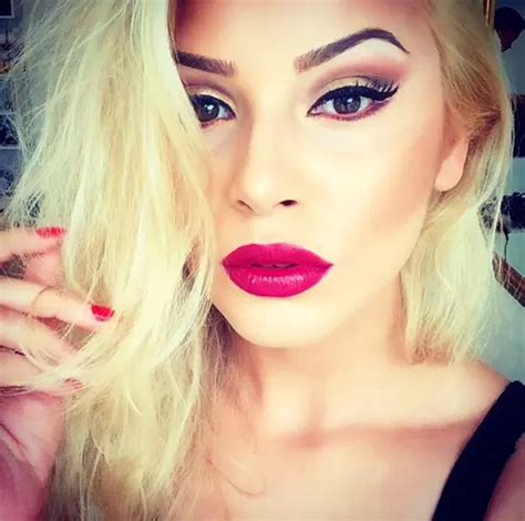 Thumbs Pro Thebimbo The Sexiest Boob Slut On Tumblr
