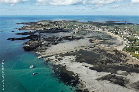 île de Batz le Finistere vue du ciel Stock Photo Adobe Stock