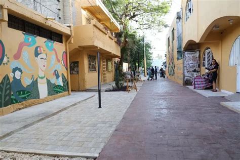 Mejora El Rostro De La Zona Fundacional Con La Pinta De Murales