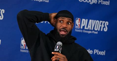 Lakers Insider Lebron James Won T Be Traded Amid Nba Rumors On