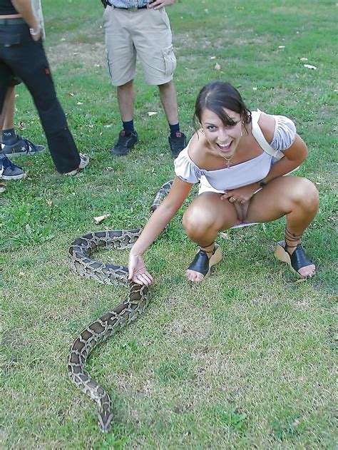 Sneaky Pussy Flashers 01 Porn Pictures XXX Photos Sex Images 1902138 PICTOA