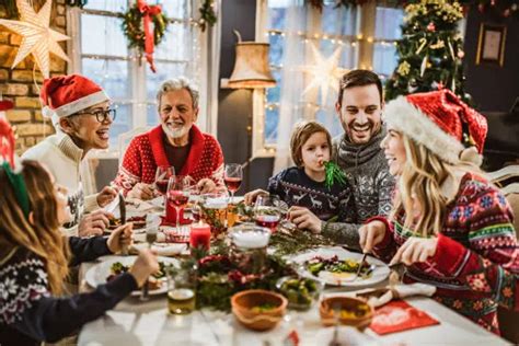 Noël 2021 les Français veulent se retrouver en famille et offrir des