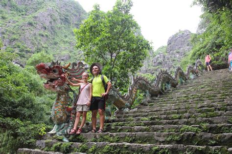 Hanói Excursión de un día a Hoa Lu la Cueva de Mua y Trang An con