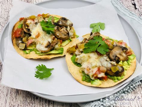 Mushroom Tostadas Champi Ones A La Mexicana Marisol Cooks