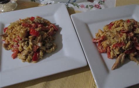 H Hnchen Nudelpfanne Mit Paprika Von Kinimod Chefkoch De