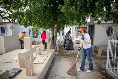 En Guasave Limpian Panteones Previo Al D A De Las Madres