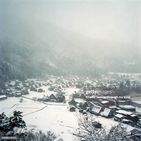 Rural Japanese Architecture Photos and Premium High Res Pictures - Getty Images