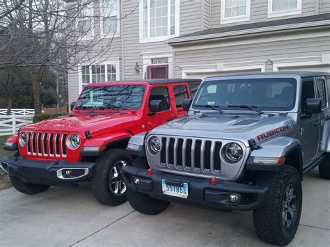 Jeep Sahara vs Rubicon: An In-depth Comparison