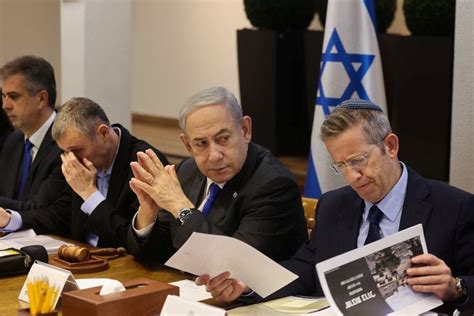 El Líder De La Oposición Israelí Pide La Dimisión De Netanyahu Por