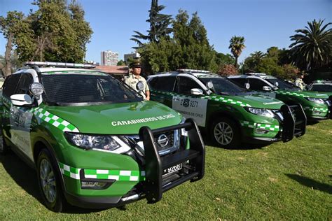 Gobierno Entrega Veh Culos Policiales Para La Regi N Metropolitana