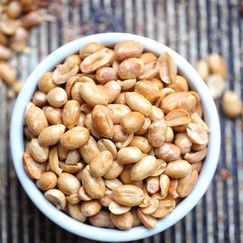 How To Roast Raw Peanuts In The Shell With Salt Foodrecipestory