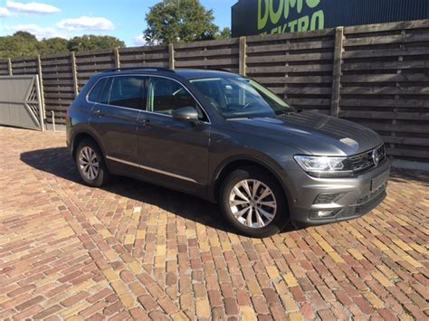 Vw Tiguan 14 Tsi Comfortline Bmtnavipano Verkocht Garage Jan Van Orshaegen Herentals