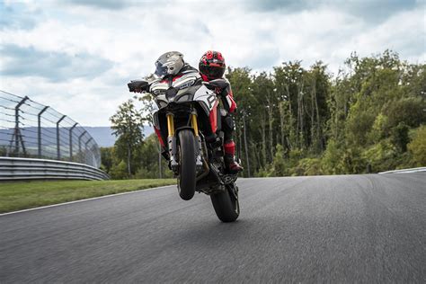 Dmoto P Edstavujeme Ducati Multistrada V Rs