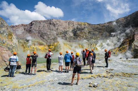 New Zealand Volcano How The White Island Tragedy Unfolded