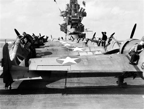 Asisbiz Grumman F4f 4 Wildcat Vf 9 Aboard Cv 4 Uss Ranger Oct 1942 80 G 30281