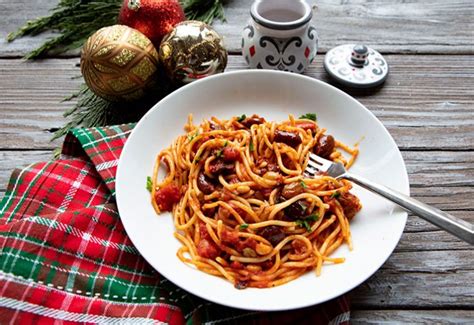 Christmas Eve Sicilian Anchovy Pasta | Italian Food Forever