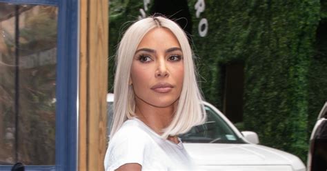 Foul Play Kim Kardashian Remains Unbothered As She S Booed By Fans