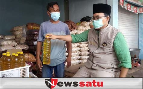 Minyak Goreng Curah Rp Ribu Per Liter Di Pamekasan