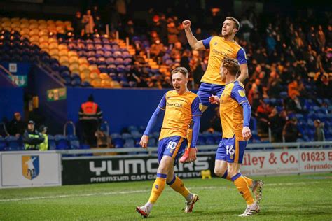 Report Stags 3 2 Swindon News Mansfield Town