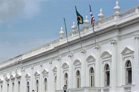 Governo do Estado divulga calendário de feriados e pontos facultativos