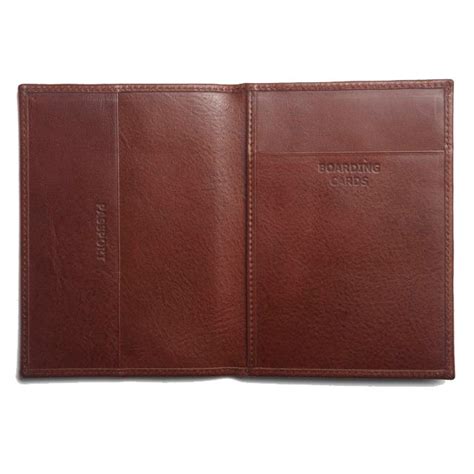 Pineider Country Leather Passport Holder Case