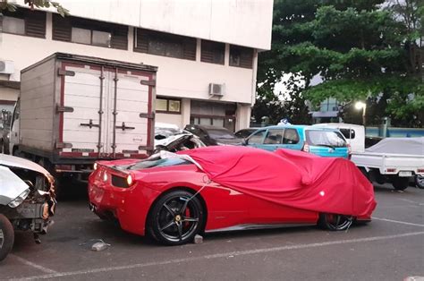 Intip Bangkai Ferrari Italia Harga Rp Miliar Setelah Tabrak Lima