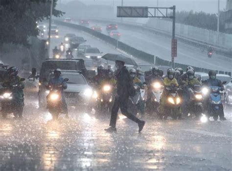 梅雨鋒面「橫躺台灣上空」 天氣粉專揭重頭戲：雨下到發霉 生活 中時新聞網