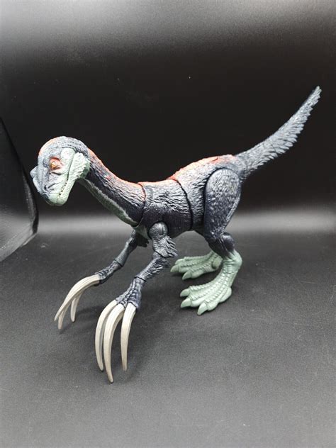 Mattel Jurassic Park World Dominion Therizinosaurus Sound Slashin