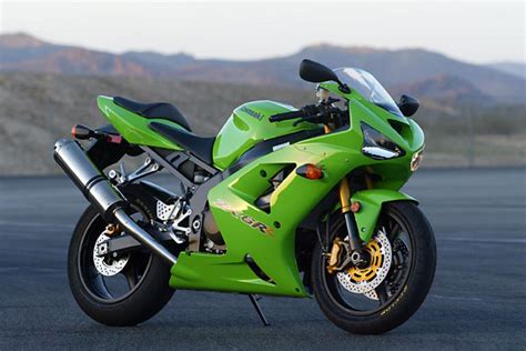 2004 Kawasaki Ninja ZX 6R Moto ZombDrive