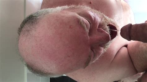 HOT QUICK PISS DRINKING ThisVid