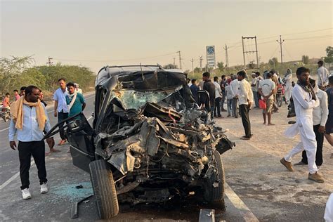 स्कॉर्पियो की टक्कर में एक ही परिवार के 4 लोगों की मौत खाटूश्याम के दर्शन कर लौट रहे थे