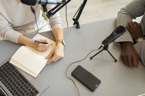 Conheça as vantagens de usar podcasts para estudar